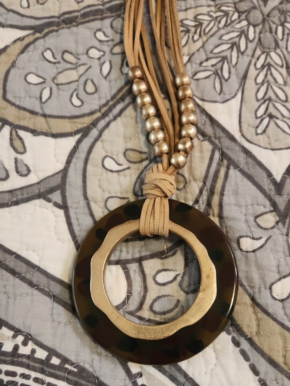 Boutique Tortoise Look Pendant Necklace
